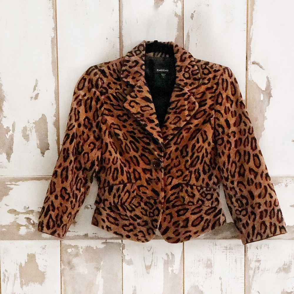 Leopard print blazer